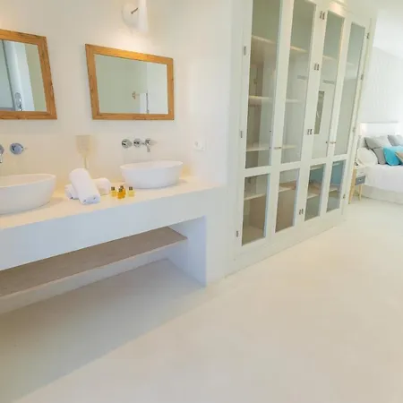 Villa Las Bovedas Guadalmina Luxury Retreat *